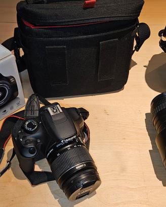 Fotocamera Canon 1200D + obiettivo borse accessori
