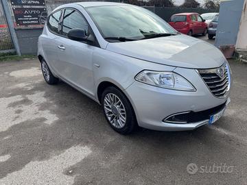 Lancia Ypsilon 1.2 69 CV 5 porte GPL Ecochic Silve