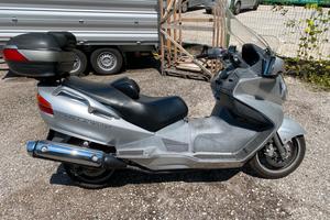 Moto Suzuki Burgman 650 Executive