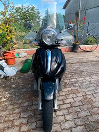 piaggio Beverly 500