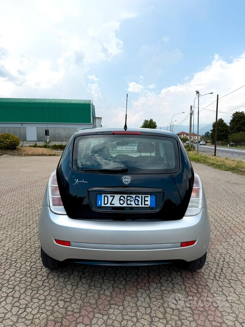 Lancia Ypsilon 2010 photo 4
