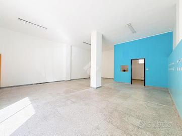 NEGOZIO A SAN SEVERO