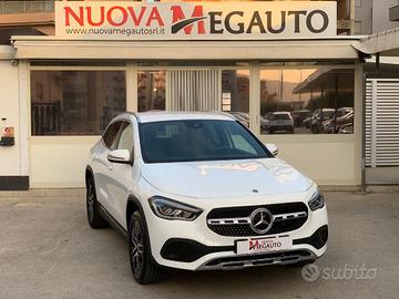 MERCEDES-BENZ GLA 200 d Automatic 4Matic Sport P