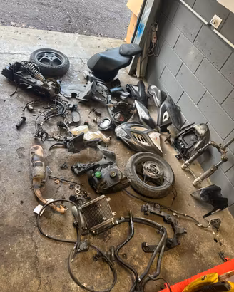 Pezzi di ricambio Aerox 50 scooter