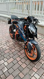 KTM DUKE 390 2024