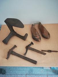 Collezione antichi attrezzi calzolaio