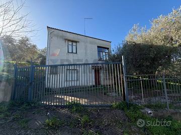 Villa singola - Ventimiglia di Sicilia