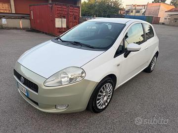 FIAT Grande Punto 1.2 3 porte Fun senza nessun l