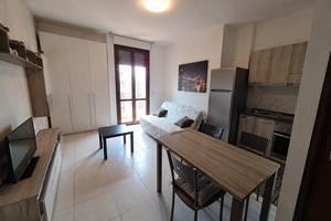 Monolocale con balcone a Cinisello - Libero subito