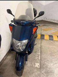 Pantheon 150 2T