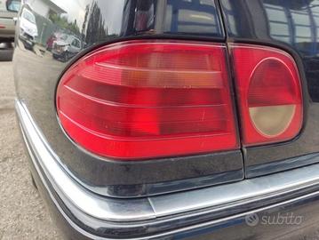 Fanale post sx MERCEDES-BENZ CLASSE E 1997