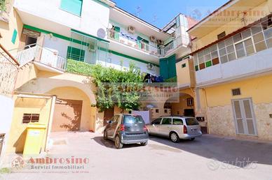 PALAZZO CON 3 APPARTAMENTI AD ARZANO - VIA ZANARDE