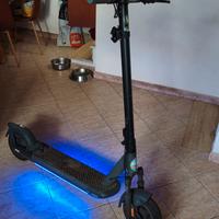 Monopattino elettrico InMotion S1