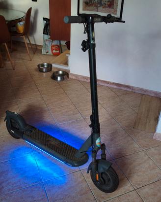 Monopattino elettrico InMotion S1