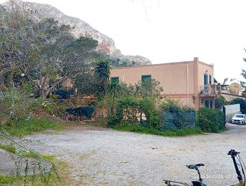 Immobile uso residenziale/turistico/ristorazione