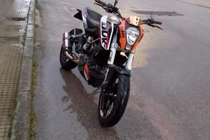 KTM Duke 125