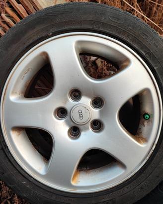 audi A4 b5 cerchi lega 15'