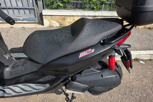 Scooter Piaggio MP300