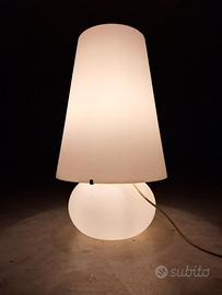 Grande lampada vintage in vetro satinato