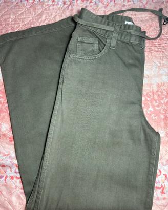 Wide-leg jeans