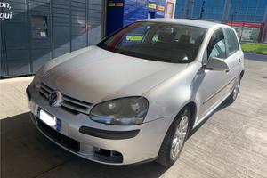 VOLKSWAGEN golf 5