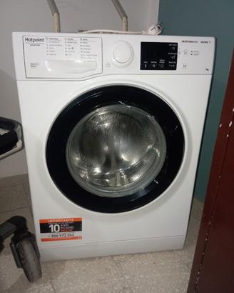 Lavatrice Hotpoint 7 kg slim 40 cm di profondità