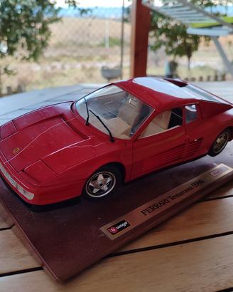 modellino Ferrari testarossa scala 1:18