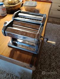 macchina tirapasta manuale