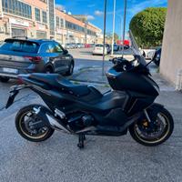 Honda Forza 750 Special