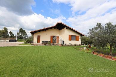 VILLA SINGOLA A SOLARUSSA