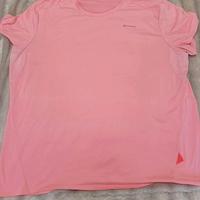 t-shirt sportiva da donna 