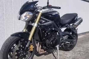 Triumph Street Triple