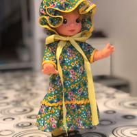 Bambola anni 70/80 abito verde