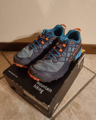 La Sportiva Akira II