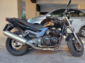 Kawasaky zr7 nero