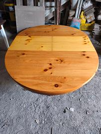 Tavolo in legno rustico