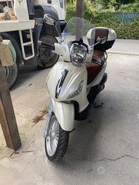 PIAGGIO BEVERLY 300
