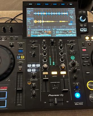 PIONEER XDJ RX3 consolle