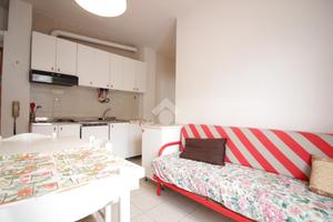 3 LOCALI A LIZZANO IN BELVEDERE