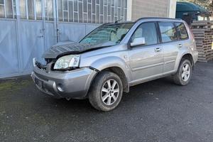 Nissan X-Trail 2.2 Diesel anno 2005 (solo ricambi)