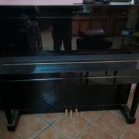 Pianoforte kawai verticale