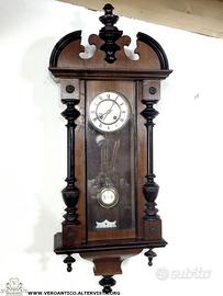 176386 Antico orologio a pendolo funzionante