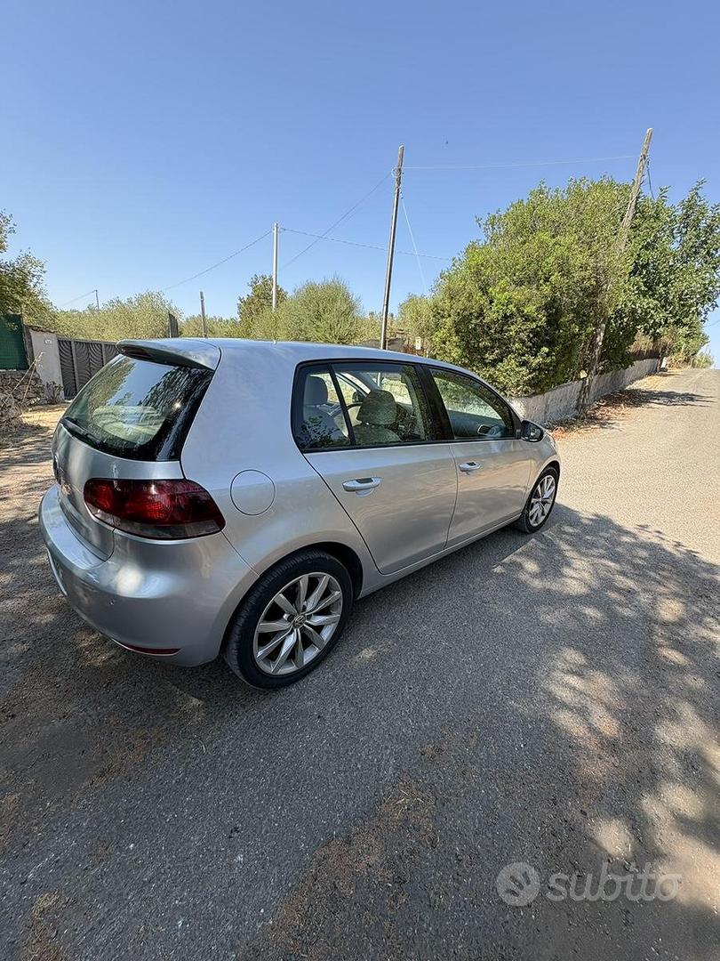 Volkswagen Golf 2010 photo 5