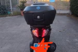 Beverly 300 Police anno 2017