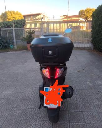 Beverly 300 Police anno 2017