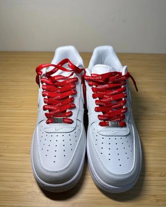 Sneakers basse SupremexNike Air Force 1 bianche/44