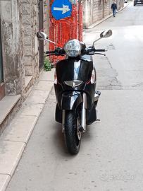 Aprilia scarabeo 300s