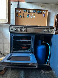 Stufa a Gas Indesit