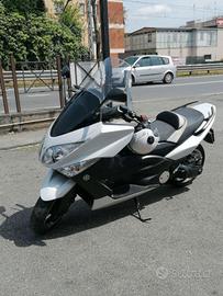 Tmax white max anniversary