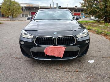 BMW X2 - X drive (4x4) con cambio automatico